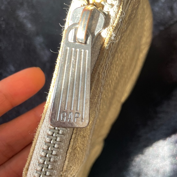 Gap Leather Gold Butterfly Wristlet Clutch Vintage Y2K - Picture 3 of 13